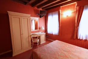 Lanterna Di Marco Polo - Room