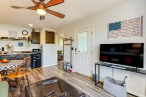 Private Cabin in the Woods, Mtn Biking, Elk River - Innvendig