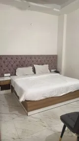 Hotel Sundram, Zirakhpur - Room