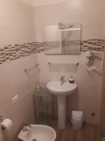 Le camere di Sabrina con bagno in camera - Badezimmer