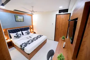 N.M. Hotel - Habitación
