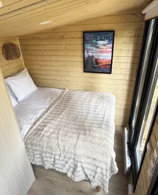 Borealis - Room