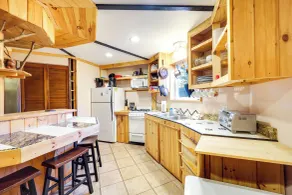 Unique West Jefferson Home w/ Fire Pit & Grill! - Interiør