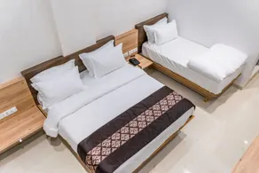 Meridian Hotel & Banquet - Room