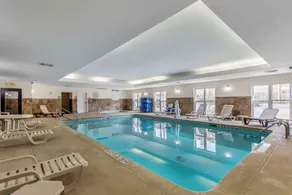 Comfort Suites Macon Northwest - Piscine