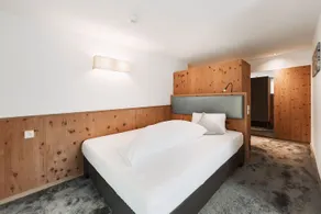 Triple room, shower and bath, toilet, balcony - Habitación