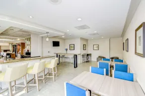 Hilton Garden Inn Waldorf - Restaurant
