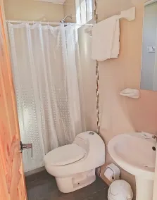 Tambo de Ollantay Hotel - Bathroom