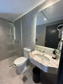 Divina Tower Apart Hotel - Bathroom