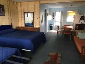 Dixon Lake Resort - Chambre