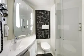 ibis Glasgow City Centre – Sauchiehall St - Baño
