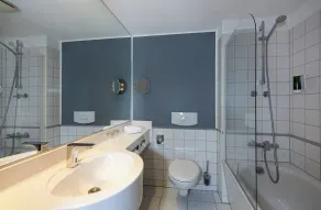 Wyndham Garden Duesseldorf City Centre Koenigsallee - Salle de bain