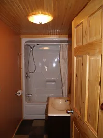 Seabreeze Cottage - Badezimmer