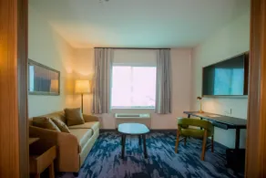 Fairfield Inn & Suites By Marriott Alexandria - Chambre