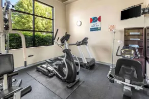 Clarion Inn & Suites Indianapolis Northwest - Fitness facility