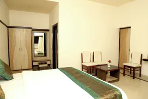 Hotel The Golden Bird - Zimmer