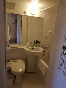 Y's HOTEL Shin Osaka - Bathroom