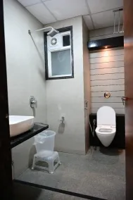 Hotel Unnati Stay Inn Vijayapura By HRG - Bathroom