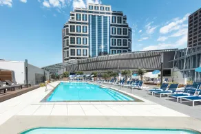 InterContinental - Los Angeles Downtown by IHG - Piscine