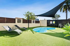 Cityville Apartments & Motel - Pool