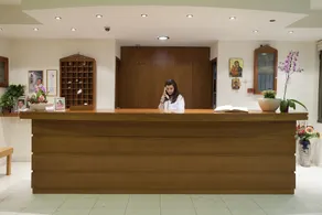 Marinos Beach Hotel - Resepsjon