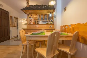 Agat Apartment - Spiseområde på rommet