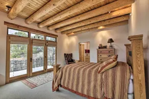 Adobe-Style Home w/ Views < 5 Mi to Santa Fe Plaza - Innvendig