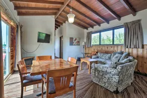 Burkesville Apt w/ Deck, Views & Pool Access! - Interiør