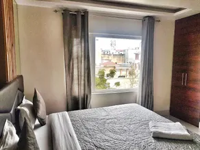 Hotel Aerocity Purple Orchid - Ausblick vom Zimmer