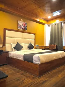 The Avenue River Side Hotel - Near Volvo Bus Stand Manali - Chambre