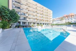 Port Vista Oro - Piscine