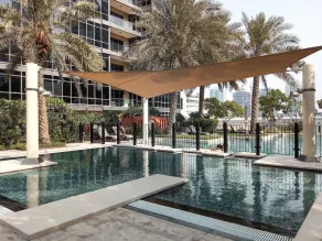 Light + Beautiful 1BR in Amazing Downtown Dubai! - Pool