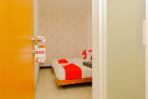 Hotel O 32 Guest House - Room