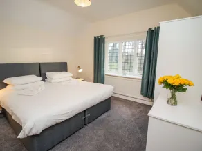 Butler's Cottage - Quarto