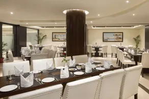 Days Hotel by Wyndham Jalandhar Jyoti Chowk - Restaurant
