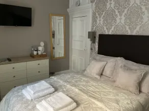 Glenora Guest House - Chambre