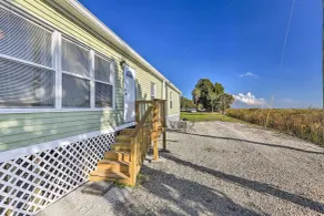 Pet-friendly Home: 10 Mi to Lake Okeechobee! - Interiör