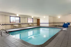 Baymont by Wyndham Salina - Piscine
