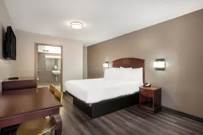 Red Carpet inn Edison - Room