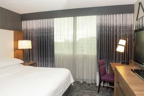 Embassy Suites by Hilton Walnut Creek - Chambre