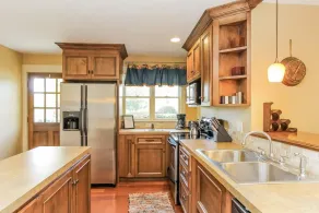 Nightingale apt with hot tub walk to Saugatuck - Exterior