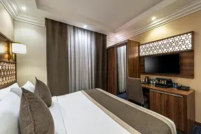 Golden Tulip Al-Zahabi - Room