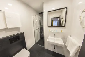Hotel Valcha - Bathroom