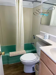 Simple Life Motel - Bathroom