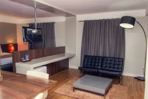 Delmond Hotel - Room