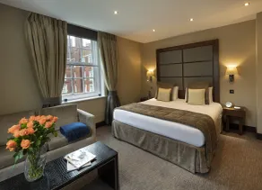 Wellington Hotel by Blue Orchid - Room