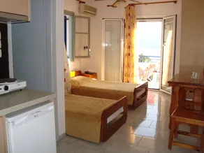 Gianna Studios - Rom