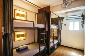 Outpost Beach Hostel - Zimmer