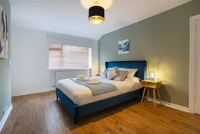 10-min to AB City Centre - Parking - Garden - Wifi - Værelse