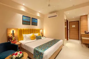 Park Residency Ayarkunnam - Room